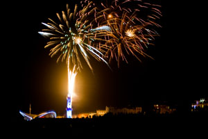 Leuchturm in Flammen Warnemünde 2011