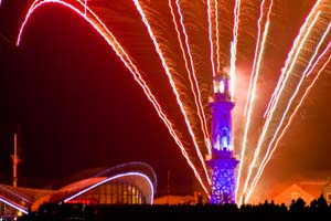 Leuchturm in Flammen Warenmünde 2011